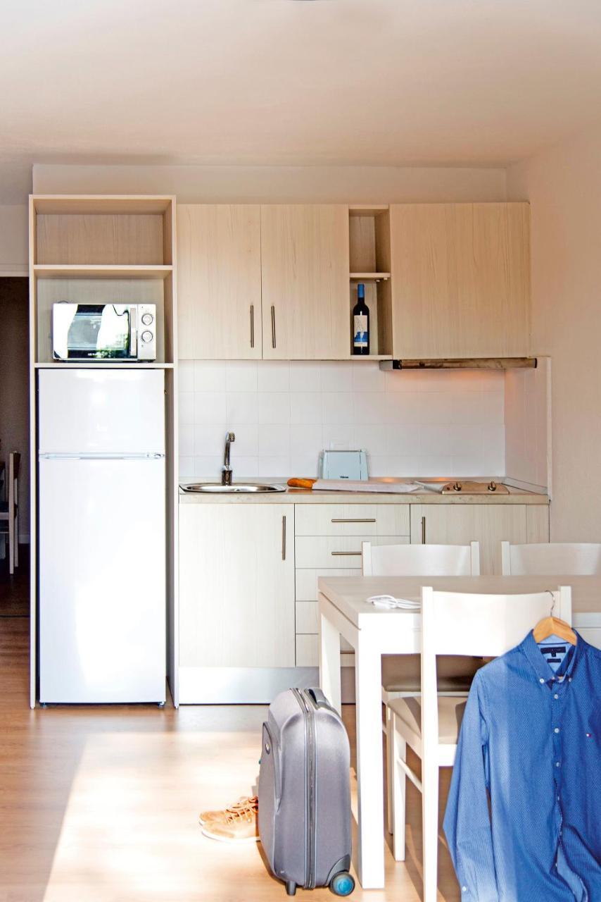 Apartamentos Cala Blanca Extérieur photo